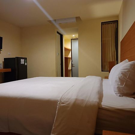 Kuta Living By Kamara Otel Dış mekan fotoğraf