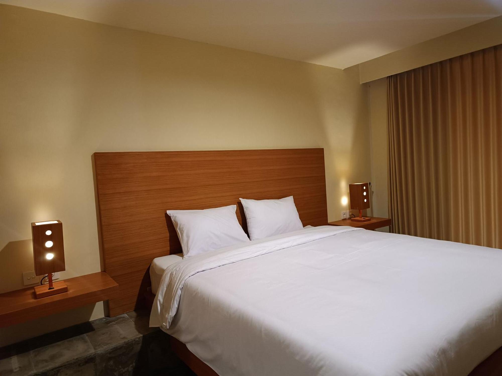 Kuta Living By Kamara Otel Dış mekan fotoğraf