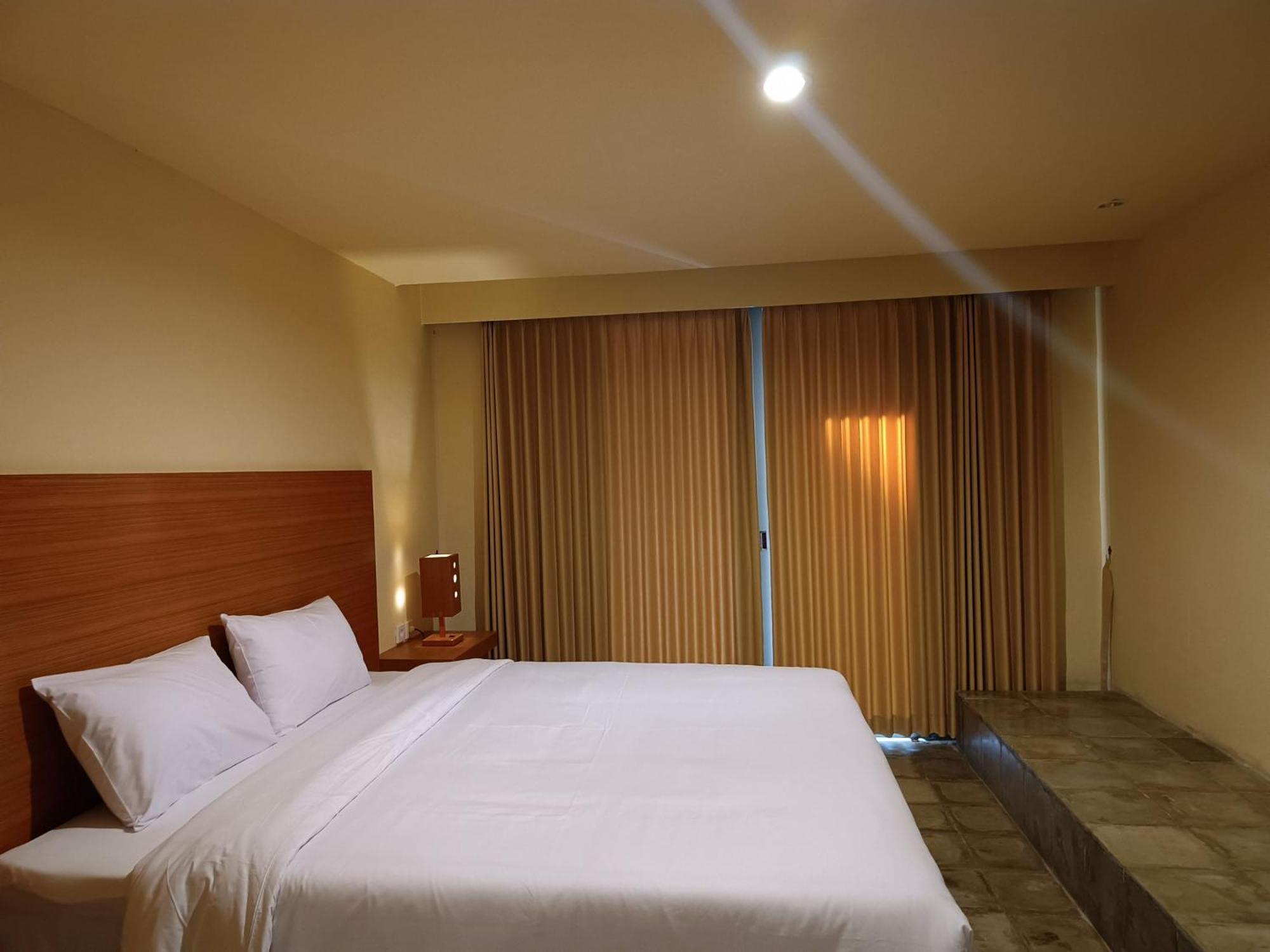 Kuta Living By Kamara Otel Dış mekan fotoğraf