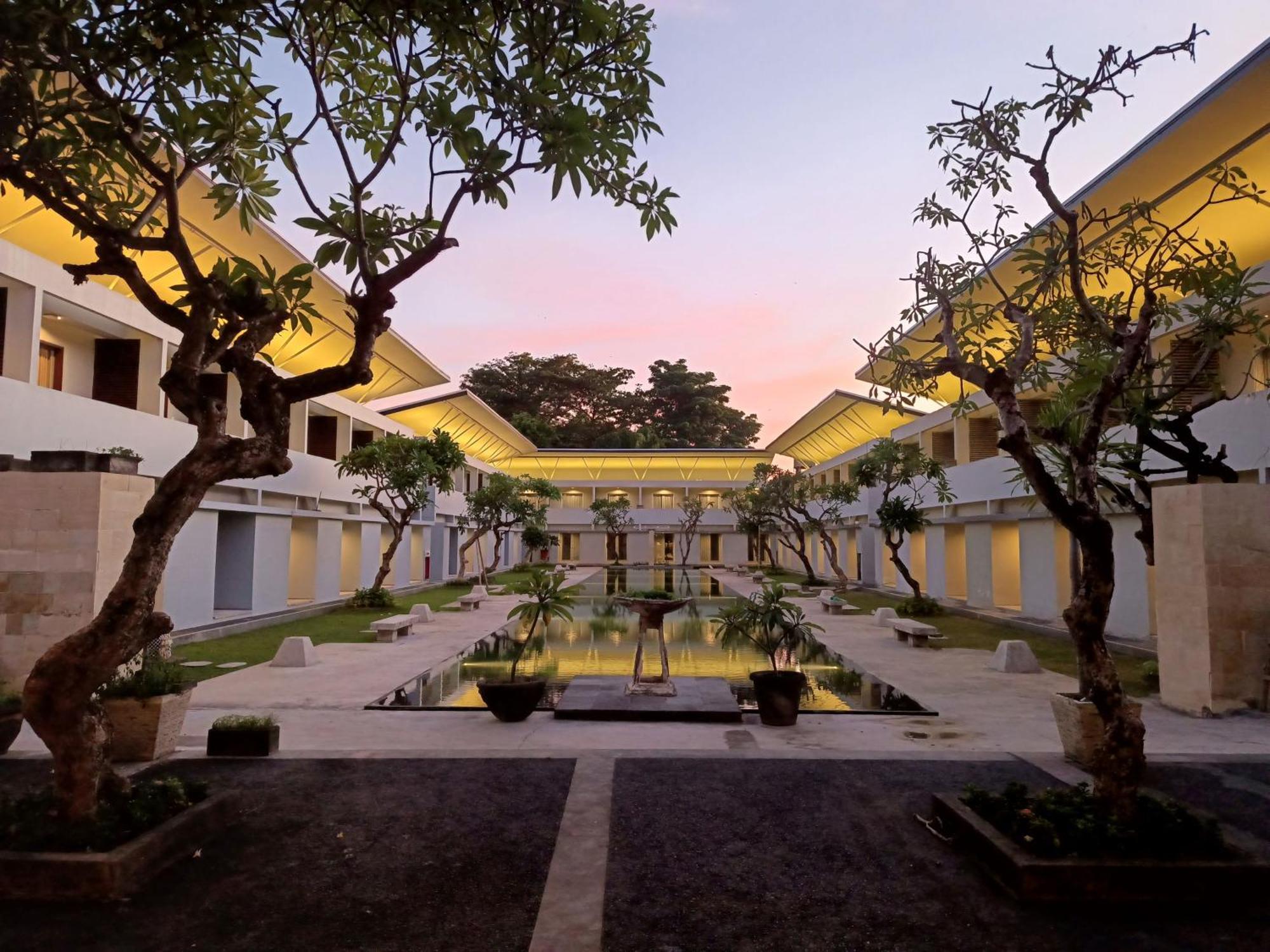 Kuta Living By Kamara Otel Dış mekan fotoğraf